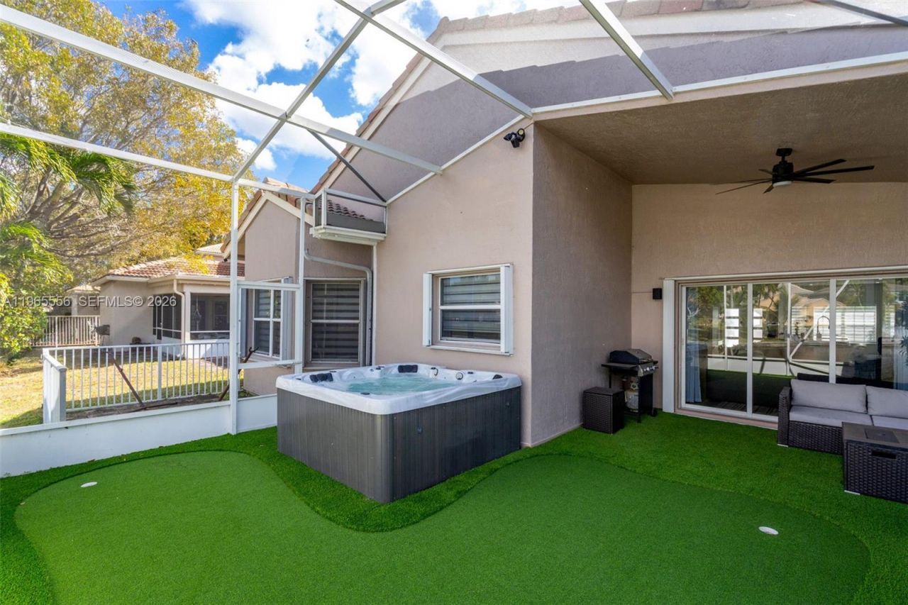 4015 NW 62nd Dr, Coconut Creek, FL 33073 Photo