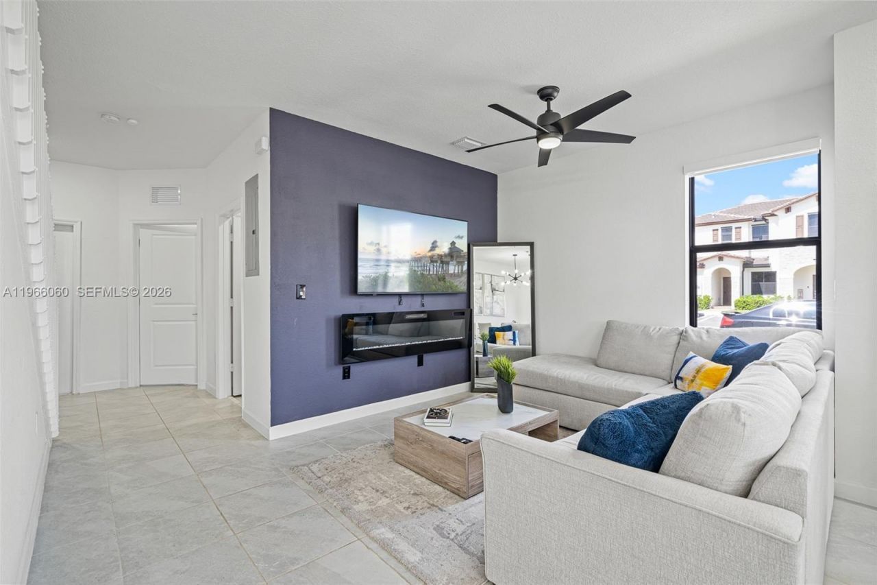 9941 SW 231st Ln, Unit 9941, Miami, FL 33190 Photo