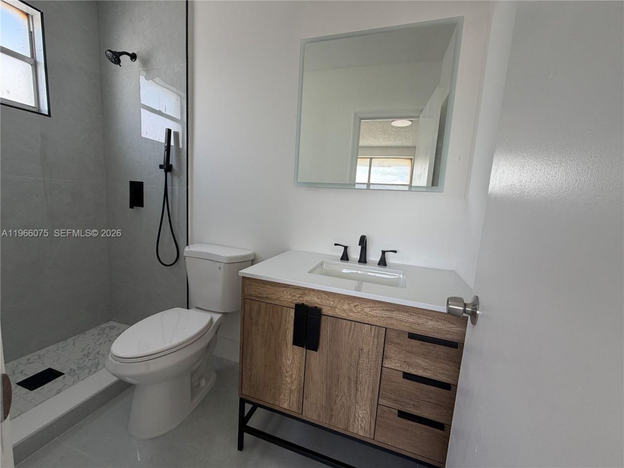 1104 W 44th St , Unit 87, Hialeah, FL 33012 Photo