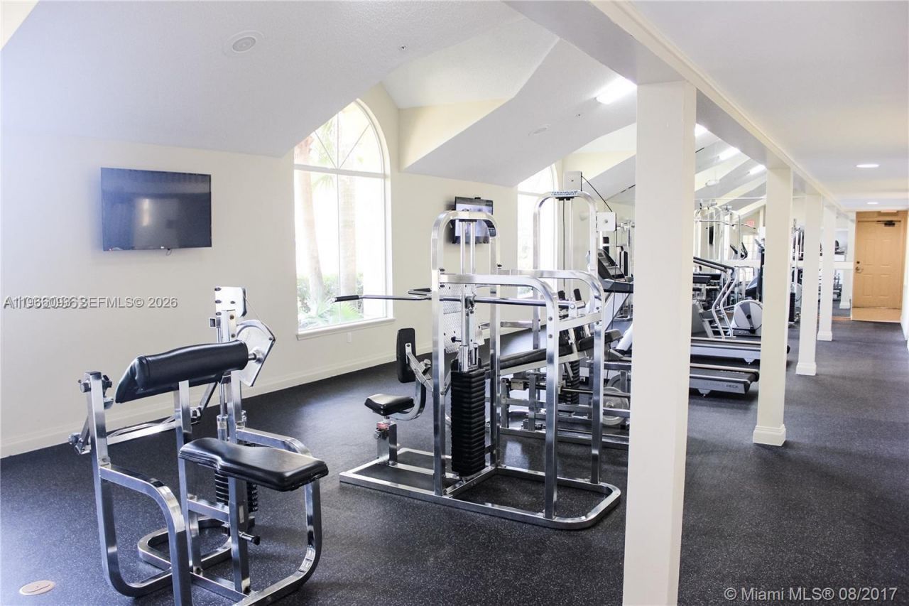 595 Vista Isles Dr, Unit 1924, Sunrise, FL 33325 Photo