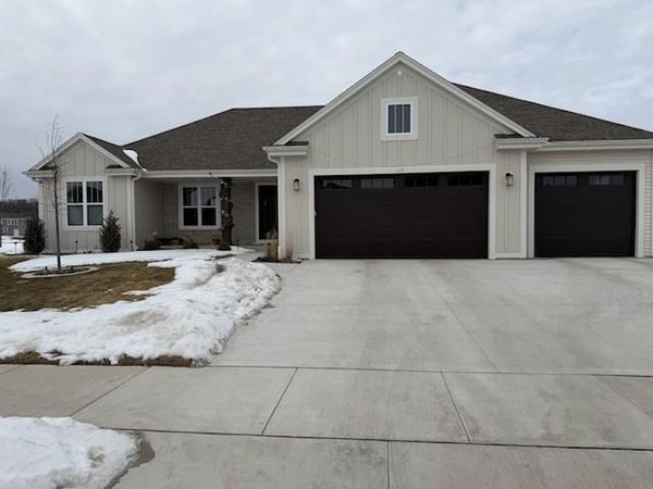 1620 CREEKVIEW LANE, Oconomowoc, WI 53066