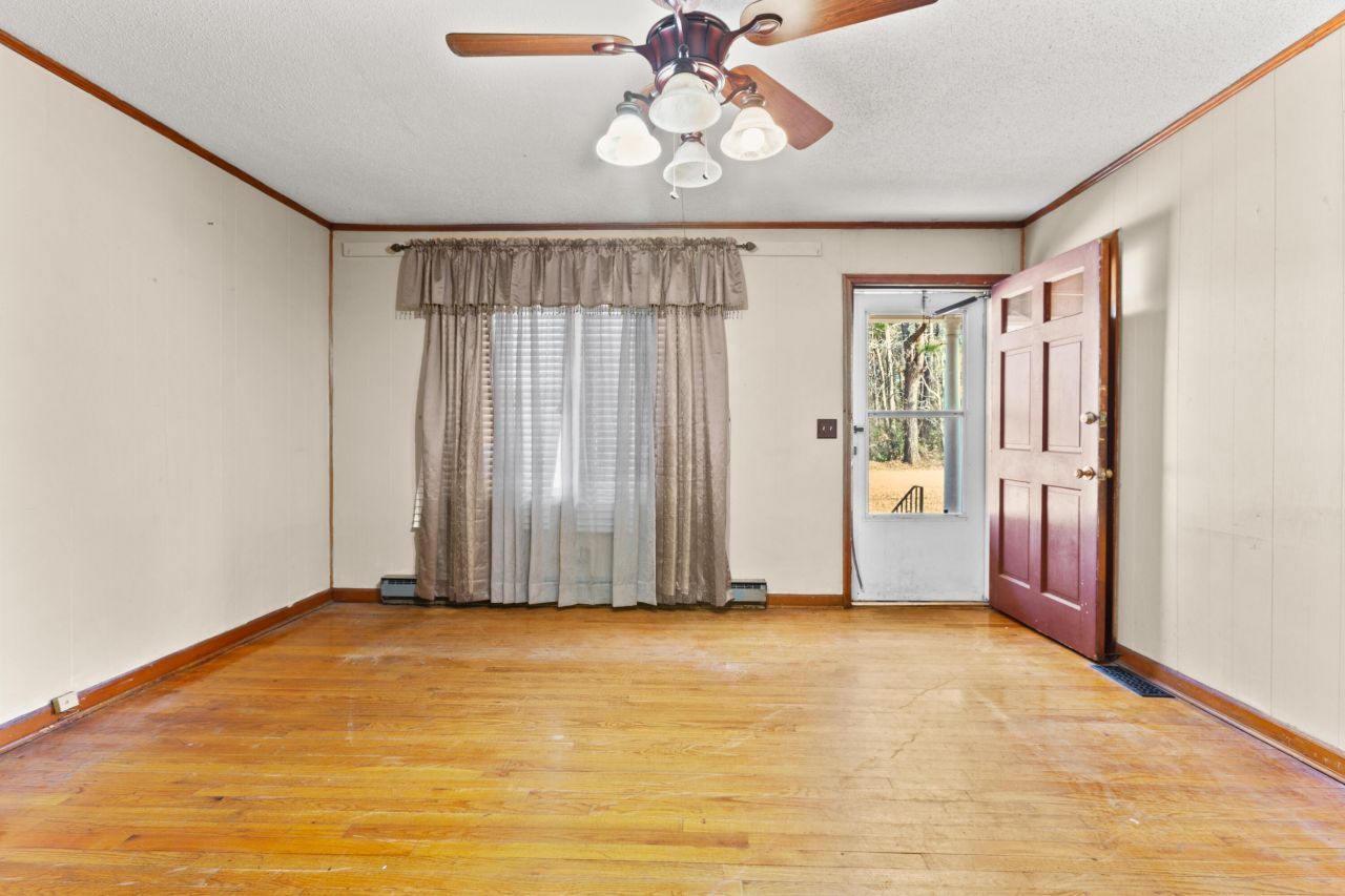 1225 Old Mill Road Photo 4