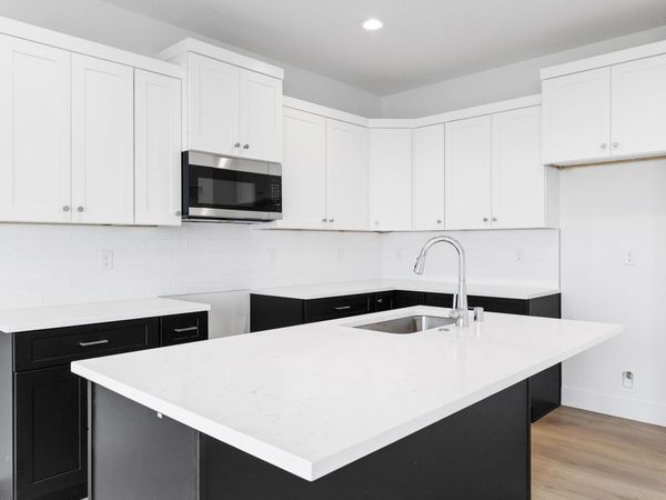 7518 Grapevine Ct, West Richland, WA 99353