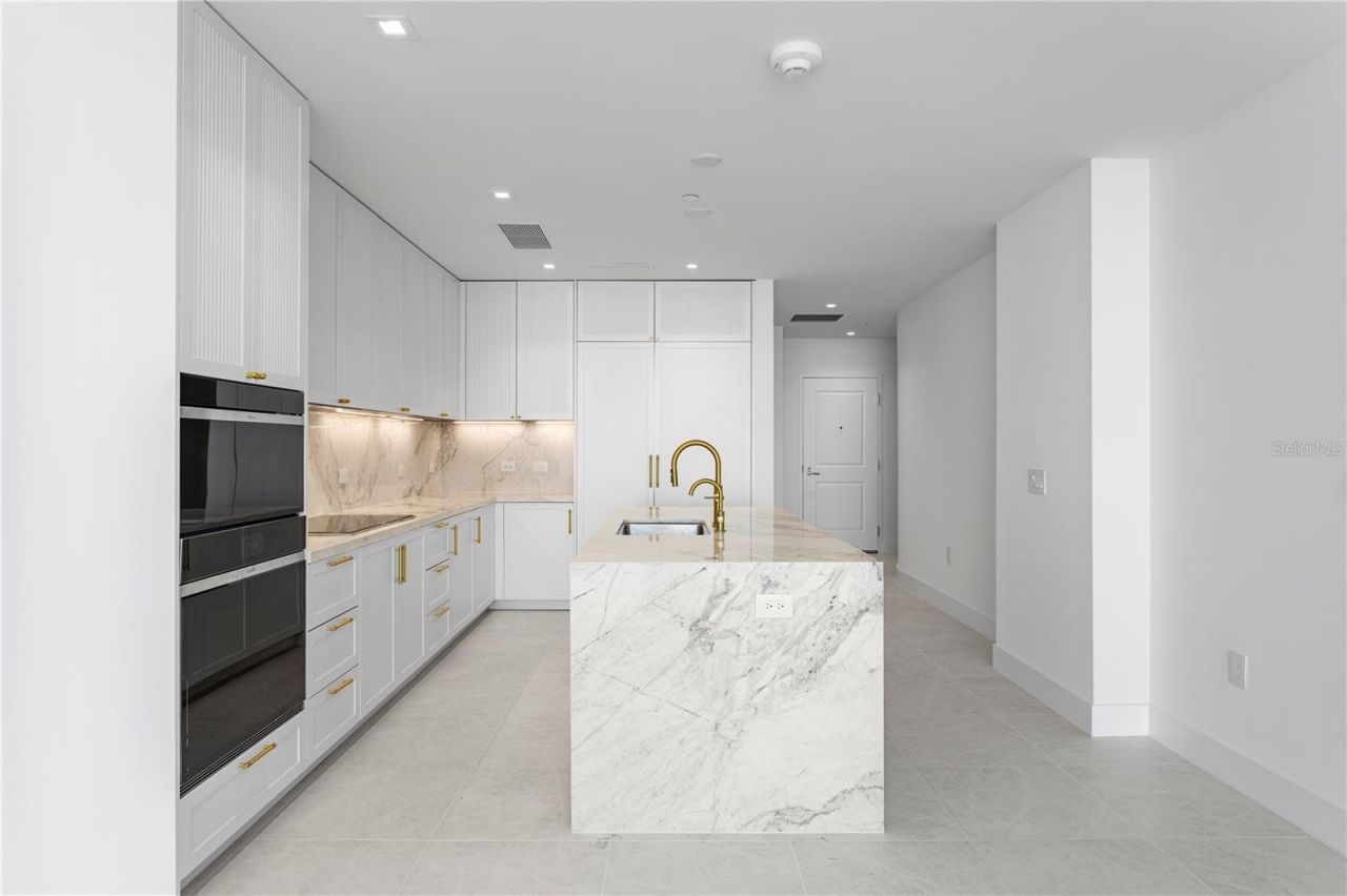 3015 S Ysabella Avenue, Unit 1503, Tampa, FL 33629 Photo
