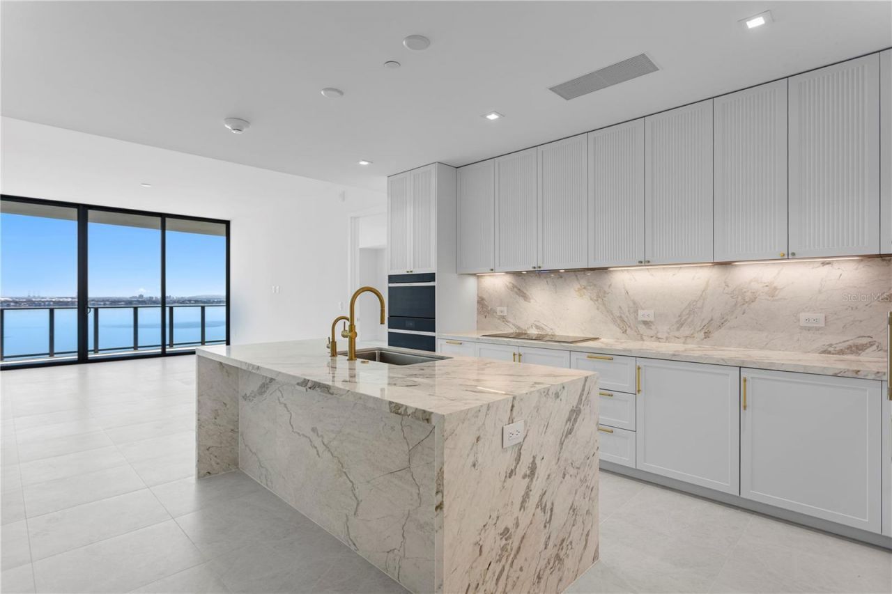 3015 S Ysabella Avenue, Unit 1503, Tampa, FL 33629 Photo