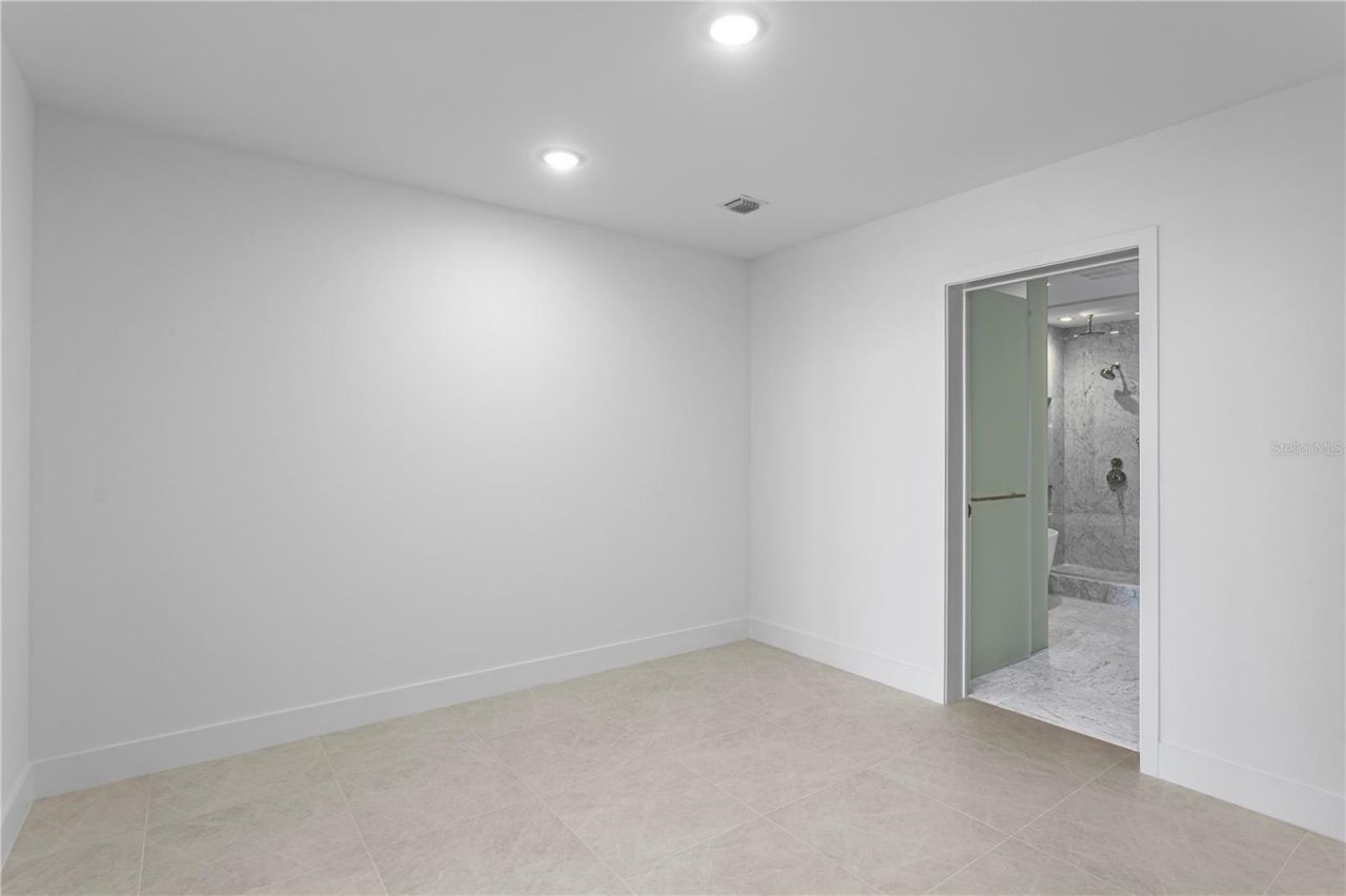 3015 S Ysabella Avenue, Unit 1503, Tampa, FL 33629 Photo