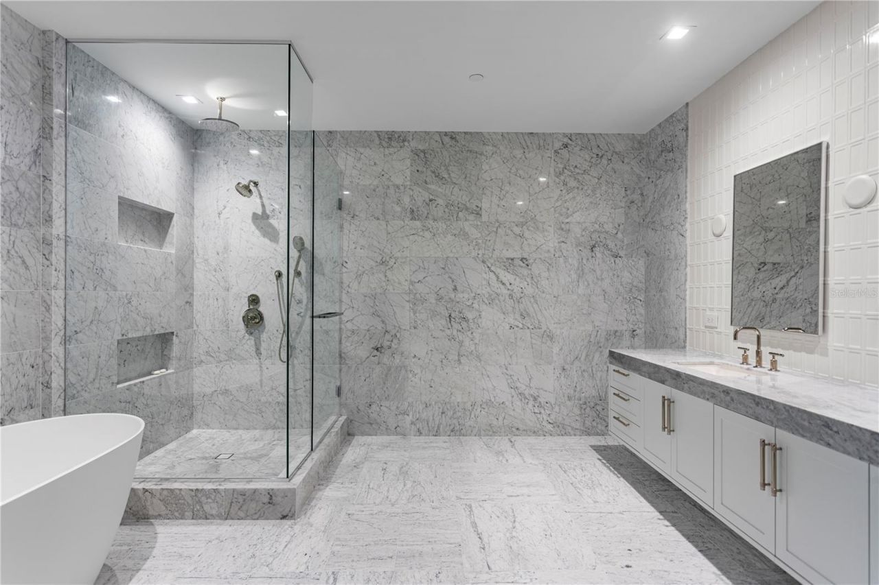 3015 S Ysabella Avenue, Unit 1503, Tampa, FL 33629 Photo