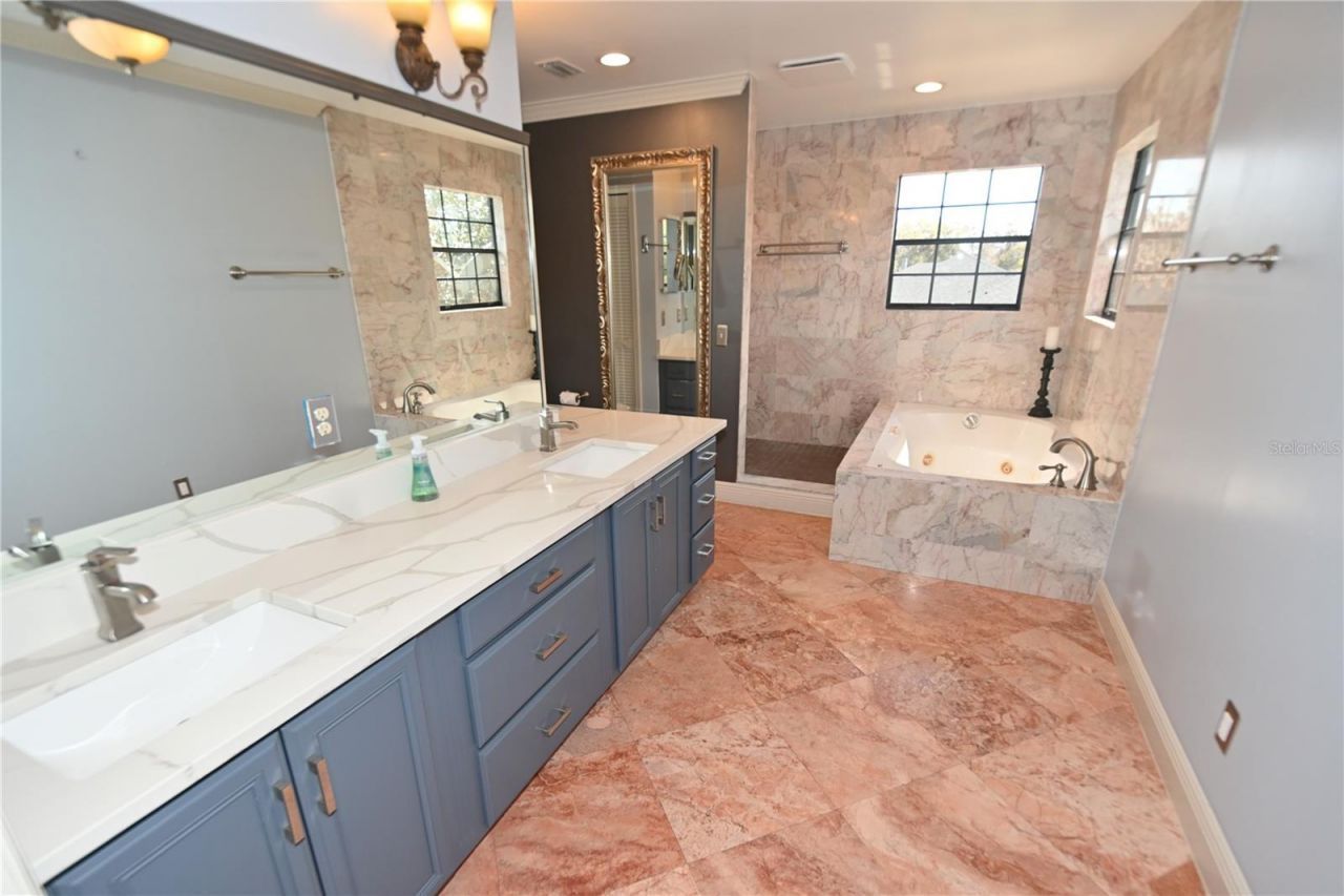 4498 Real Court, Orlando, FL 32808 Photo