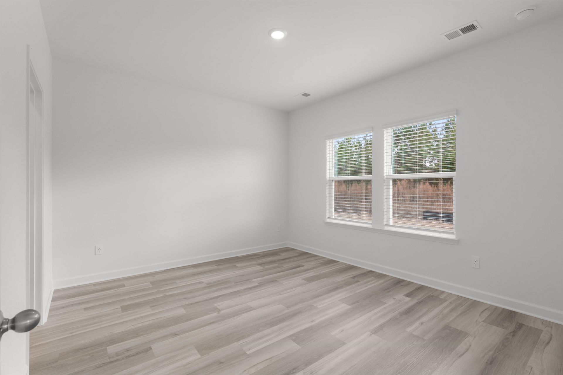 8223 Essence Dr. Photo 17