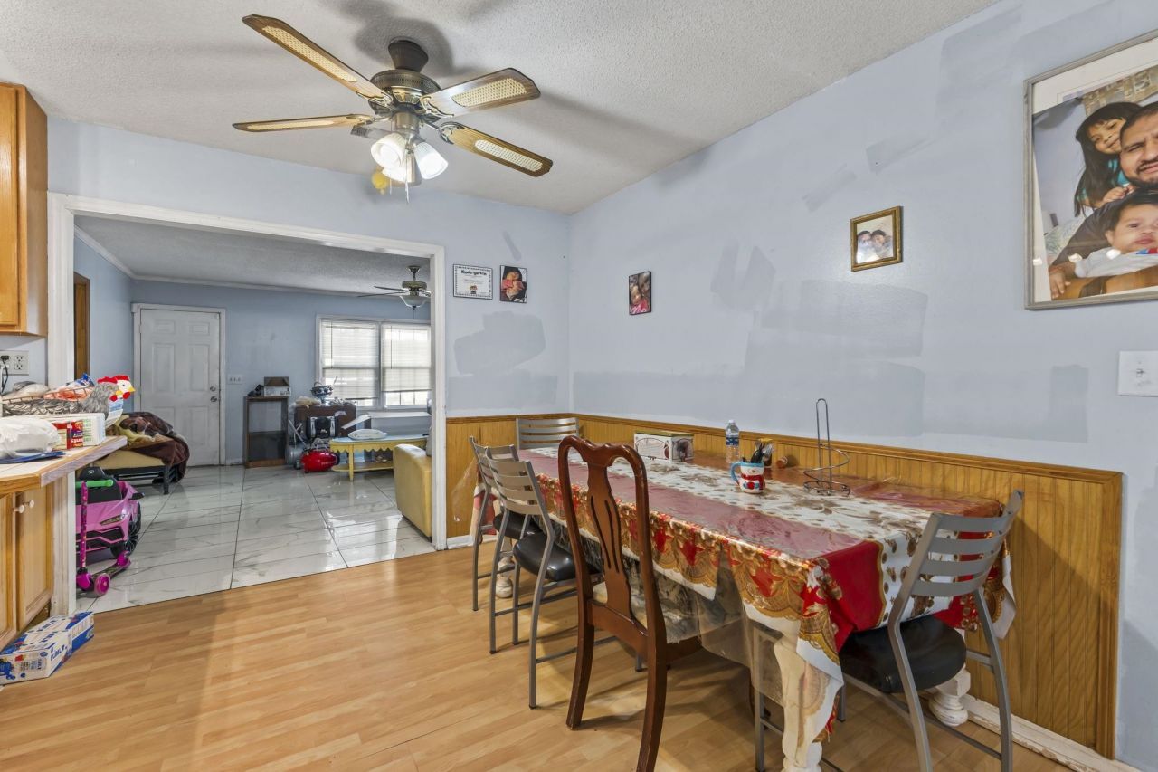 5567 Rosewood Dr.  Photo 10