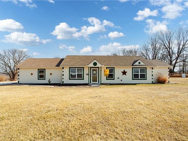 1775 NW 660 Road, Kingsville, MO 64061