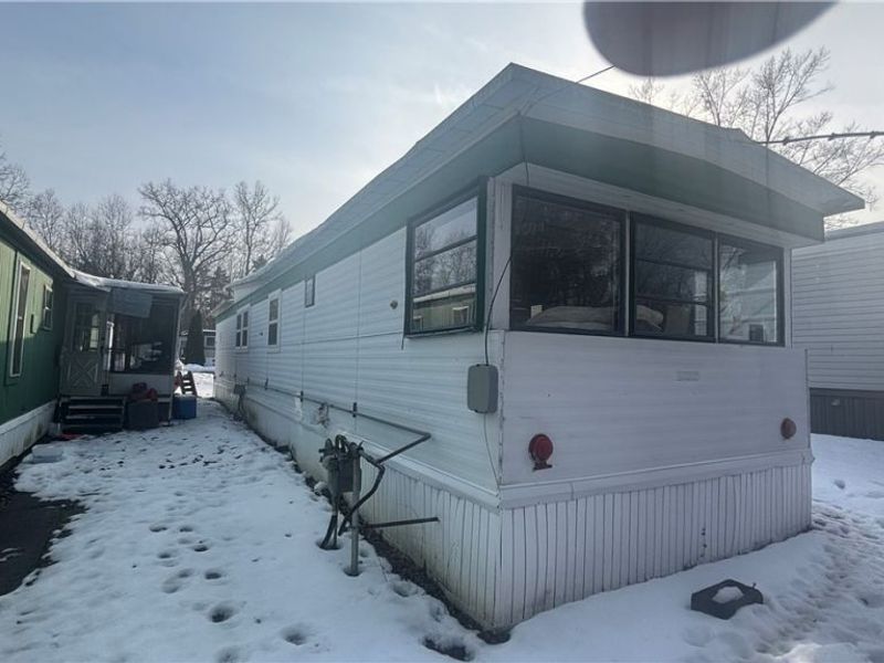 9505 N Bedford Road, Unit Lot 28, Macedonia, OH 44056 Photo 2