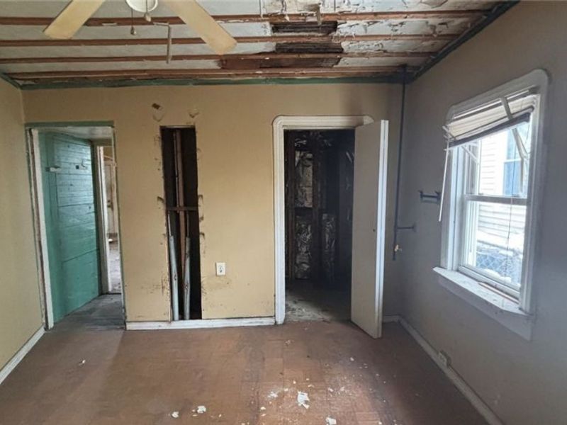 756 Brown Street, Akron, OH 44311 Photo 11