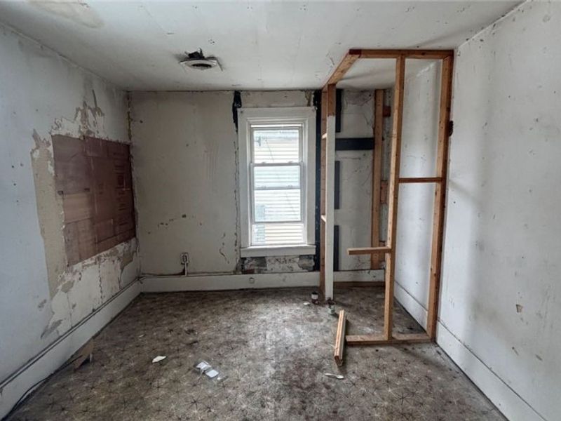 756 Brown Street, Akron, OH 44311 Photo 17