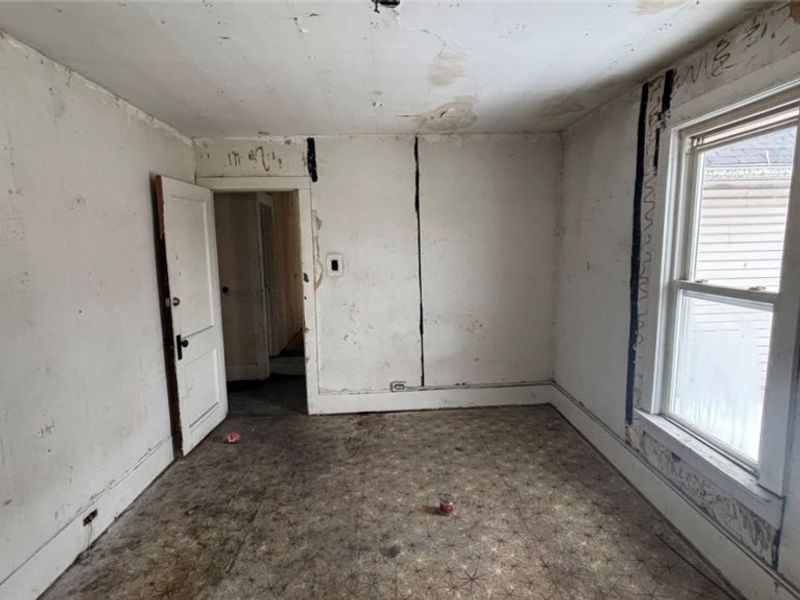 756 Brown Street, Akron, OH 44311 Photo 18