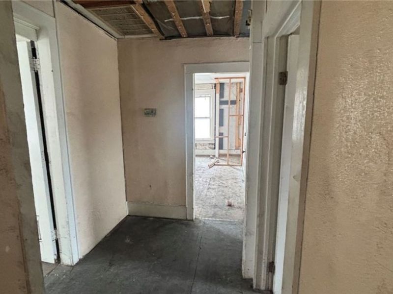 756 Brown Street, Akron, OH 44311 Photo 24