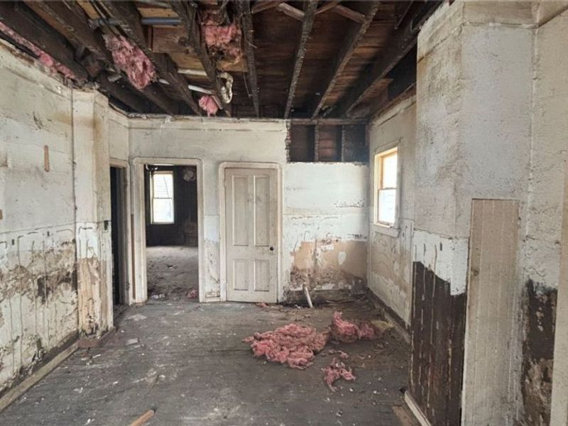 756 Brown Street, Akron, OH 44311 Photo 9