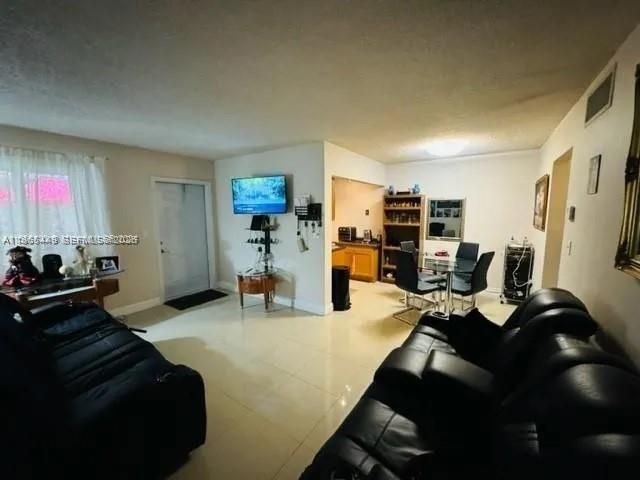 1840 Dewey St , Unit 103, Hollywood, FL 33020 Photo