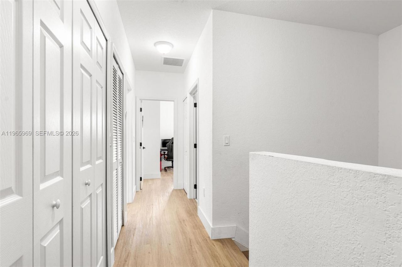 16371 SW 44th Ter, Miami, FL 33185 Photo