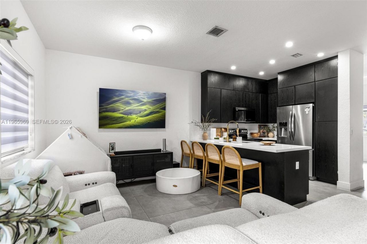 16371 SW 44th Ter, Miami, FL 33185 Photo