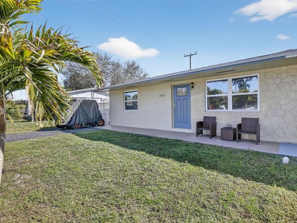 4998 SW 92nd Ter, Cooper City, FL 33328