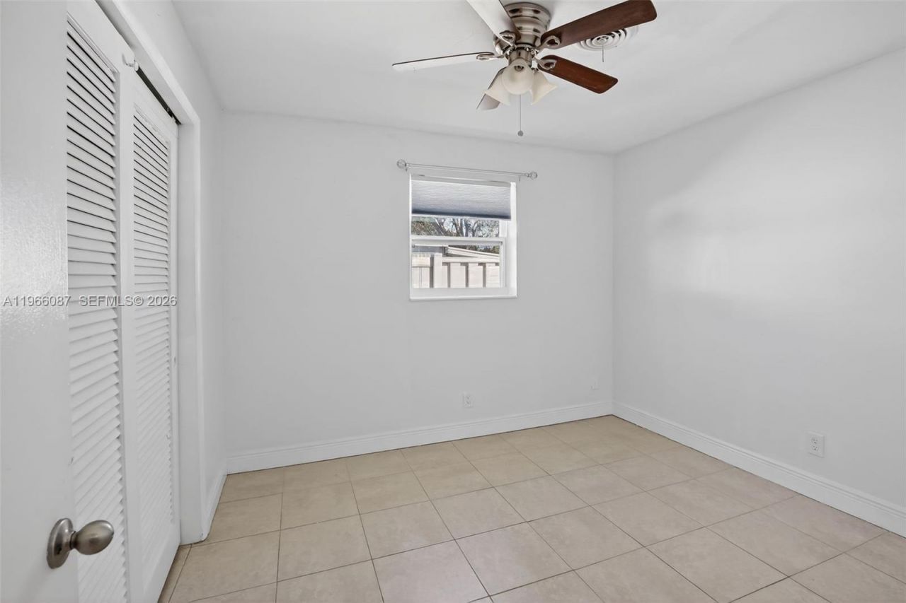 4998 SW 92nd Ter, Cooper City, FL 33328 Photo