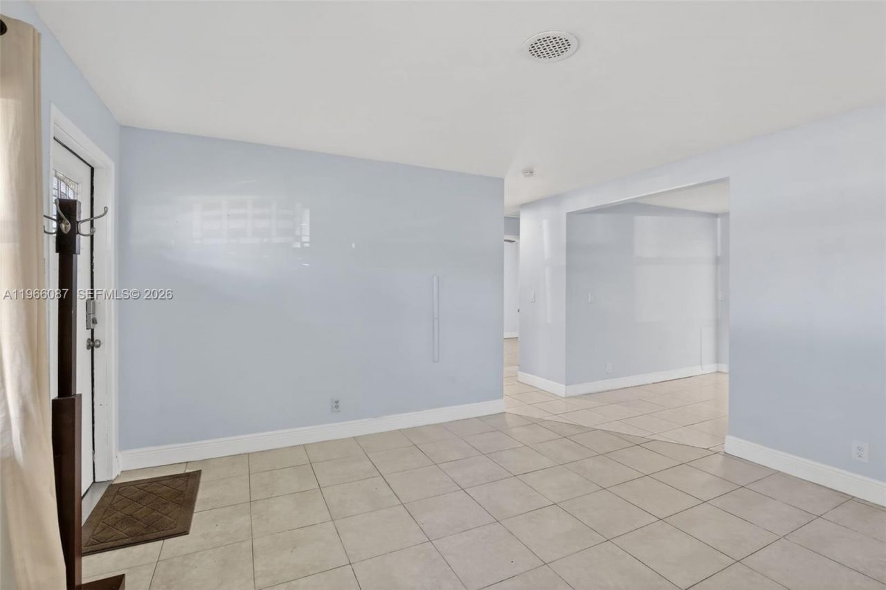 4998 SW 92nd Ter, Cooper City, FL 33328 Photo