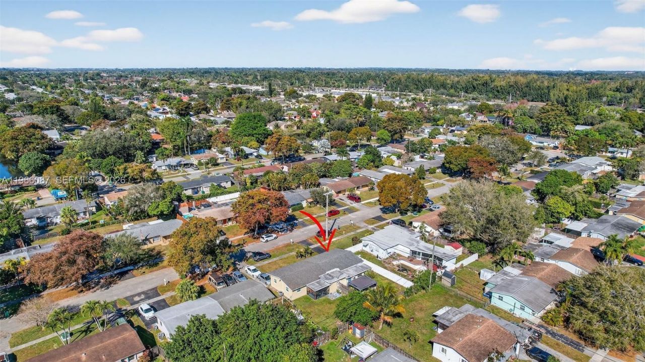 4998 SW 92nd Ter, Cooper City, FL 33328 Photo