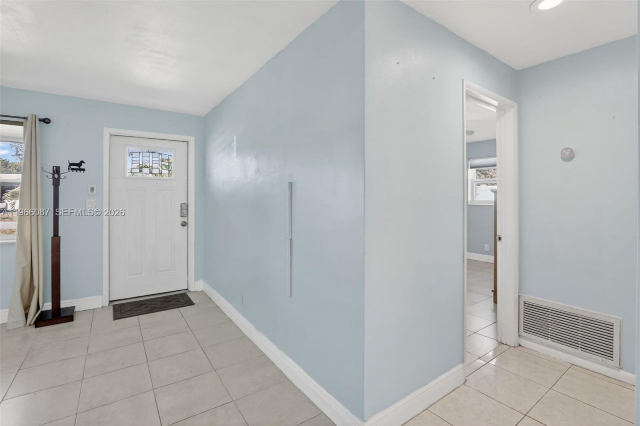 4998 SW 92nd Ter, Cooper City, FL 33328 Photo