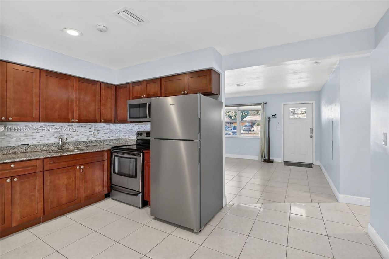 4998 SW 92nd Ter, Cooper City, FL 33328 Photo