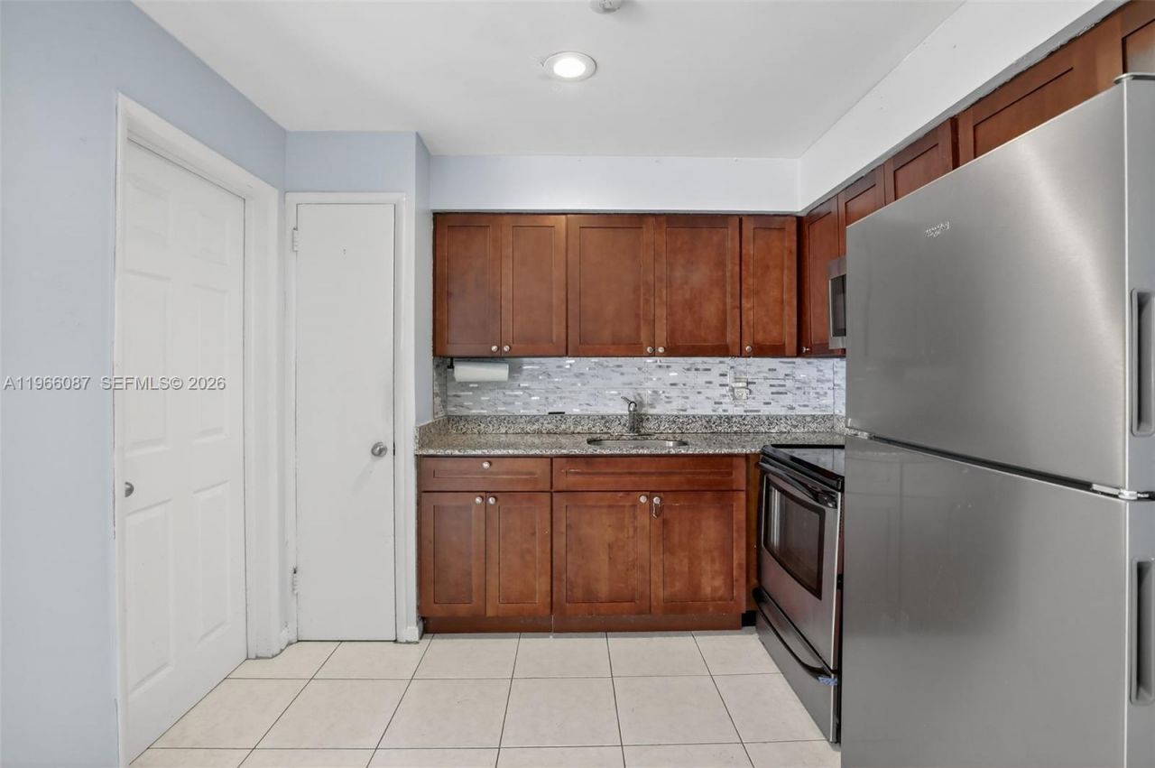 4998 SW 92nd Ter, Cooper City, FL 33328 Photo