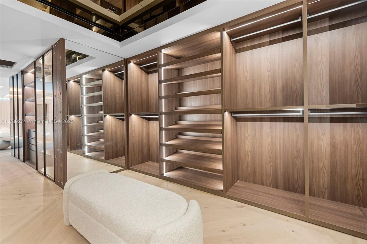 247 E Rivo Alto Dr , Miami Beach, FL 33139 Photo