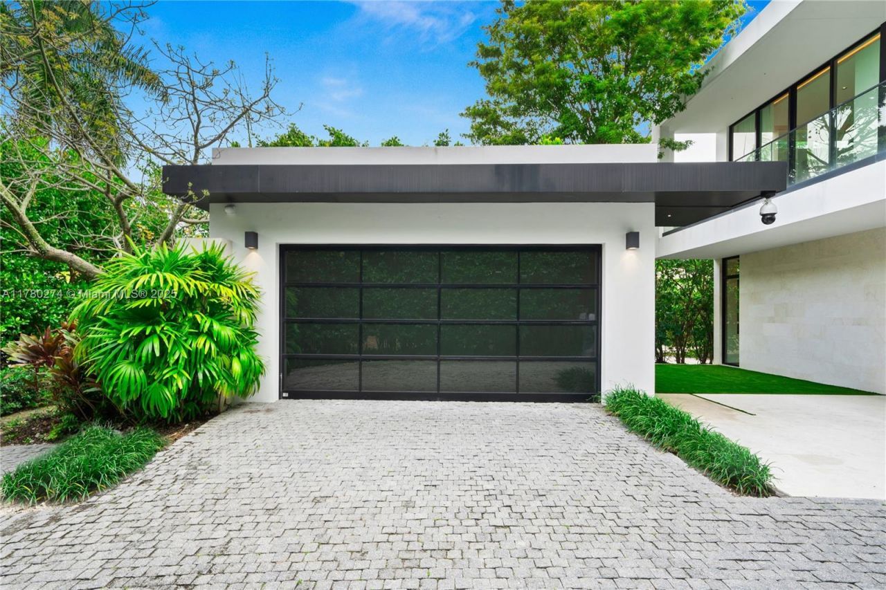 247 E Rivo Alto Dr , Miami Beach, FL 33139 Photo