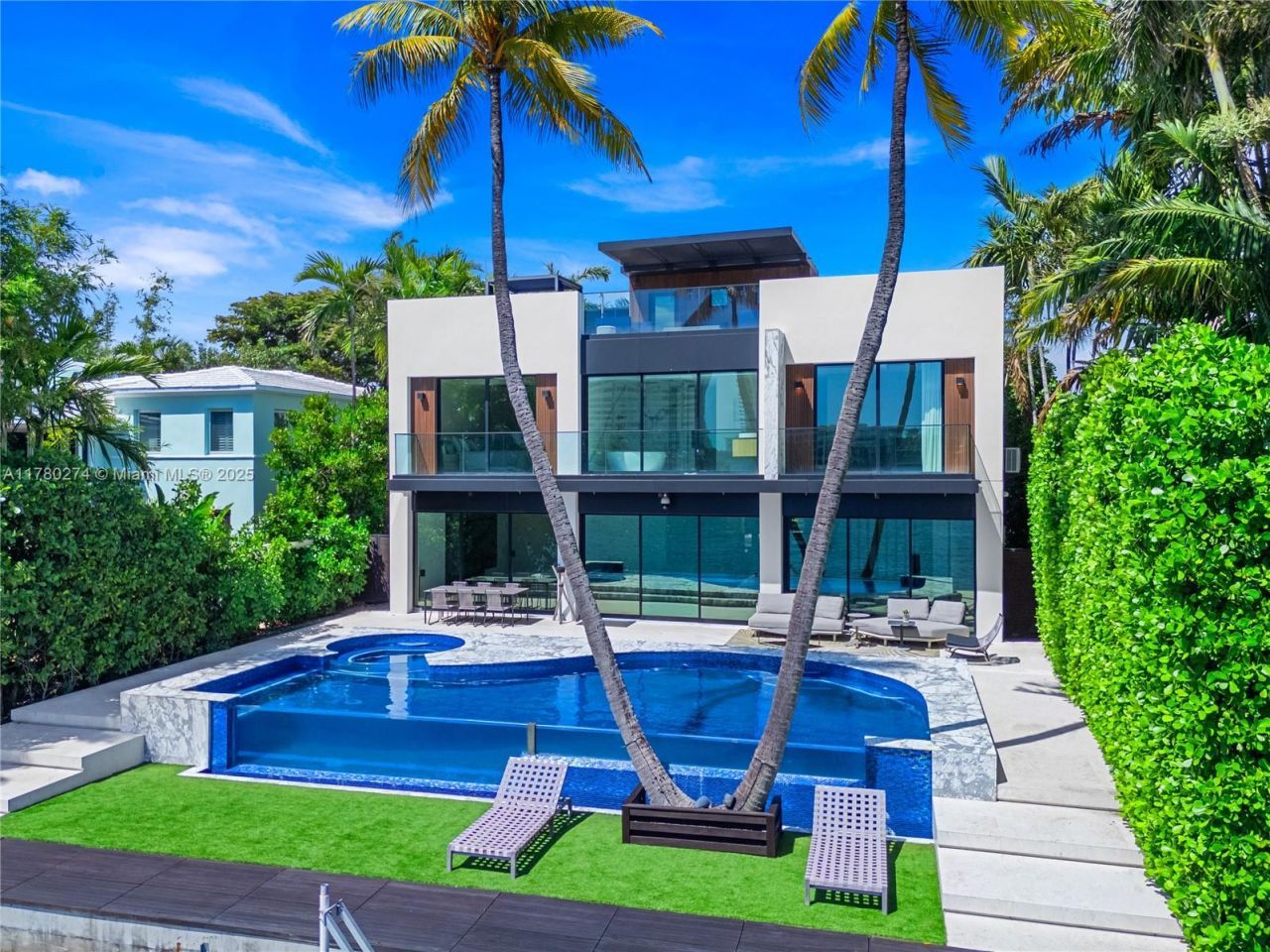 247 E Rivo Alto Dr , Miami Beach, FL 33139 Photo