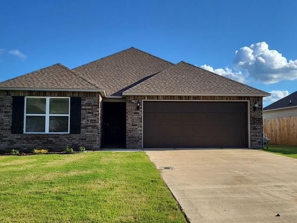 4909 Prospector Drive, Jonesboro, AR 72405
