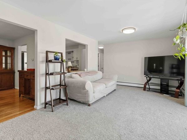 141 Essex, Unit D6, Saugus, MA 01906