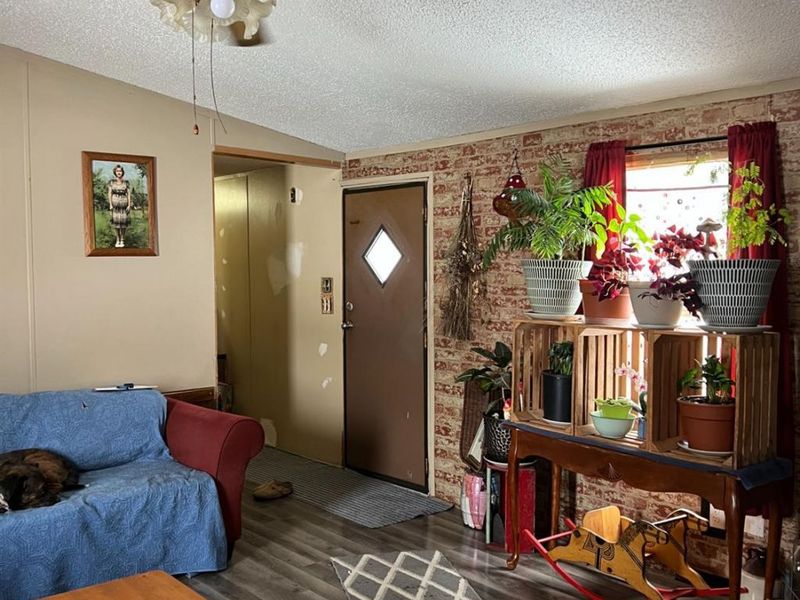 63 N Maple Street, New London, OH 44851 Photo 10