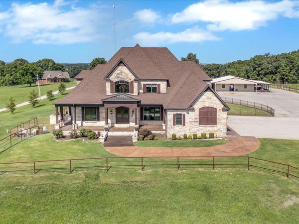 136 County Road 107, Jonesboro, AR 72404