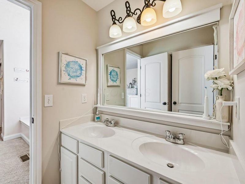 112 Silverline Drive, Delaware, OH 43015 Photo 32