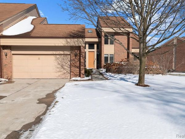 29709 Deer Run, Farmington Hills, MI 48331