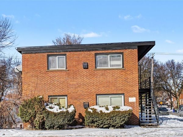 15100 Tireman Street, Detroit, MI 48228