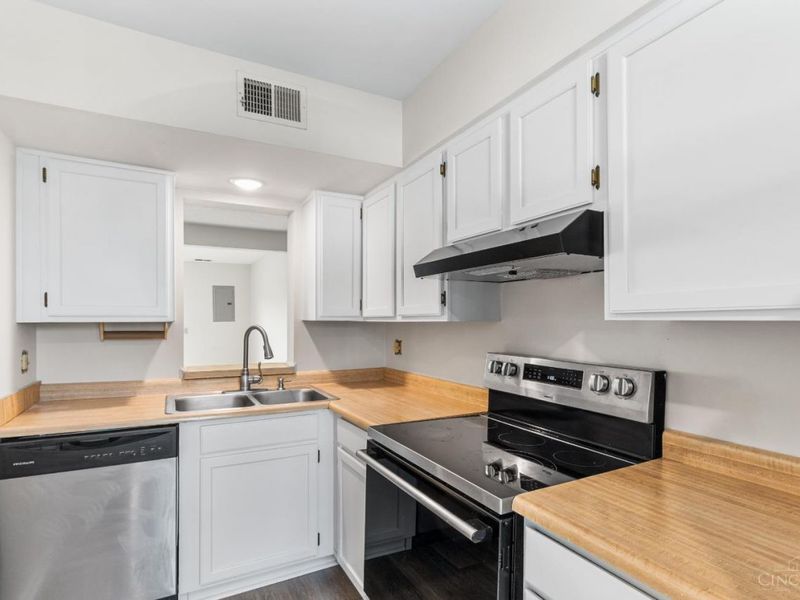 2 Spotswood, Unit 2006, Batavia, OH 45103 Photo 5