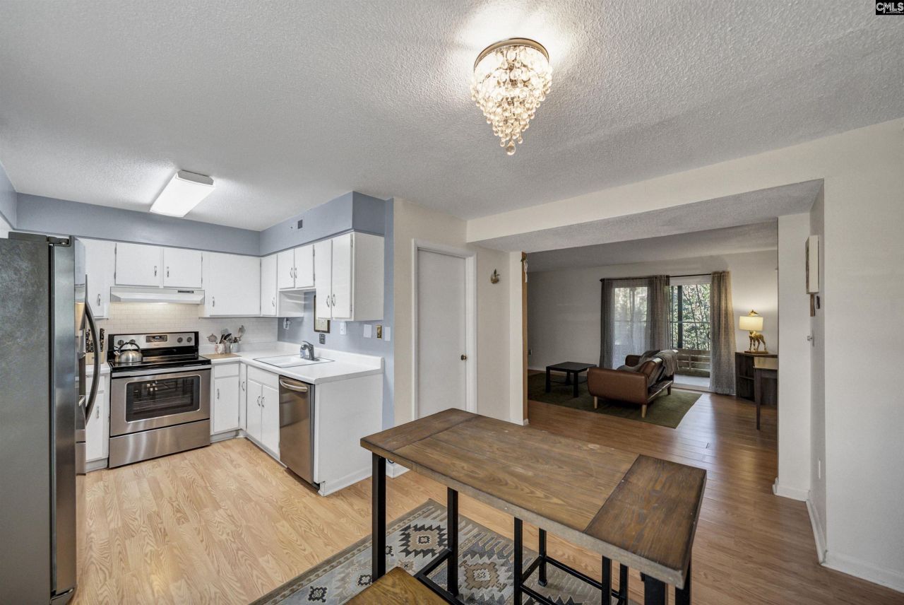 1100 Skyland Drive Photo 8