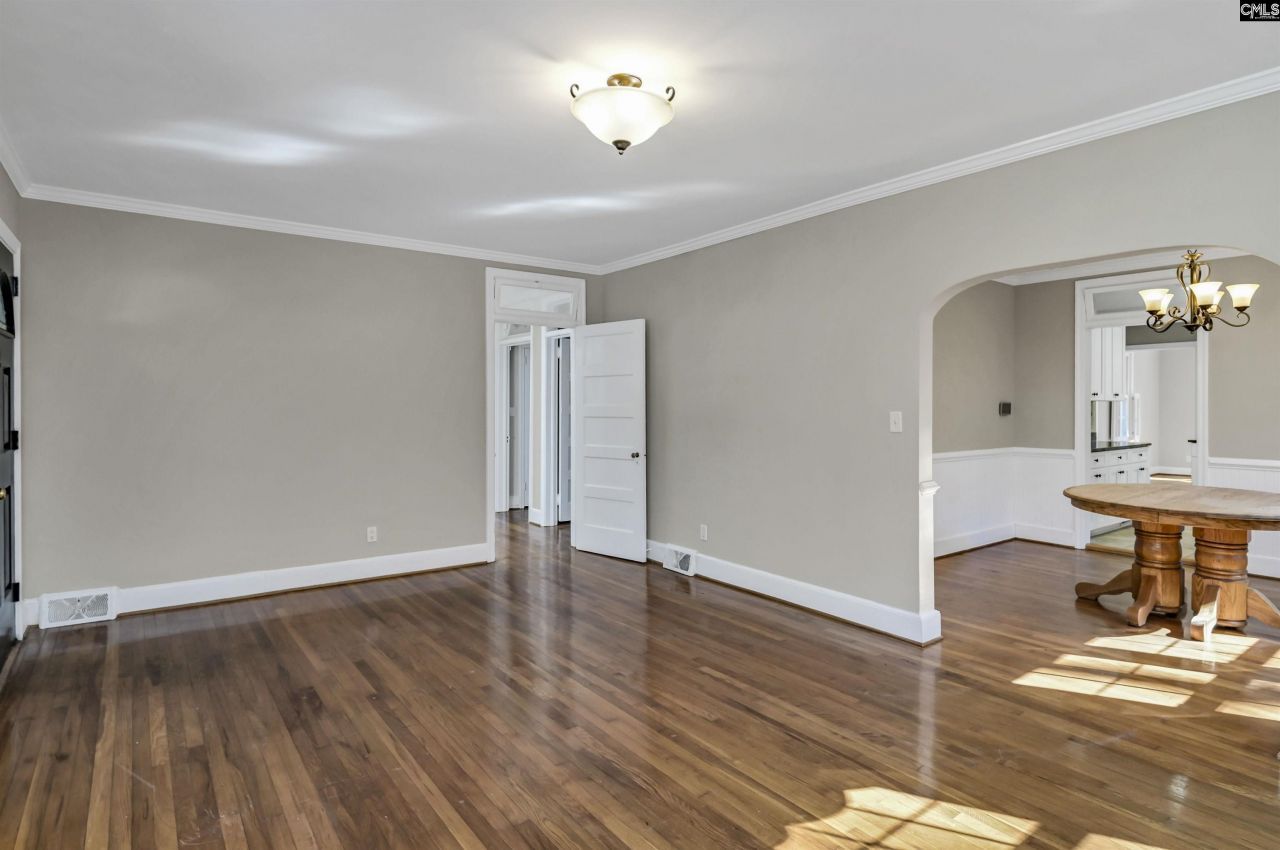 808 Poinsettia Street  Photo 10