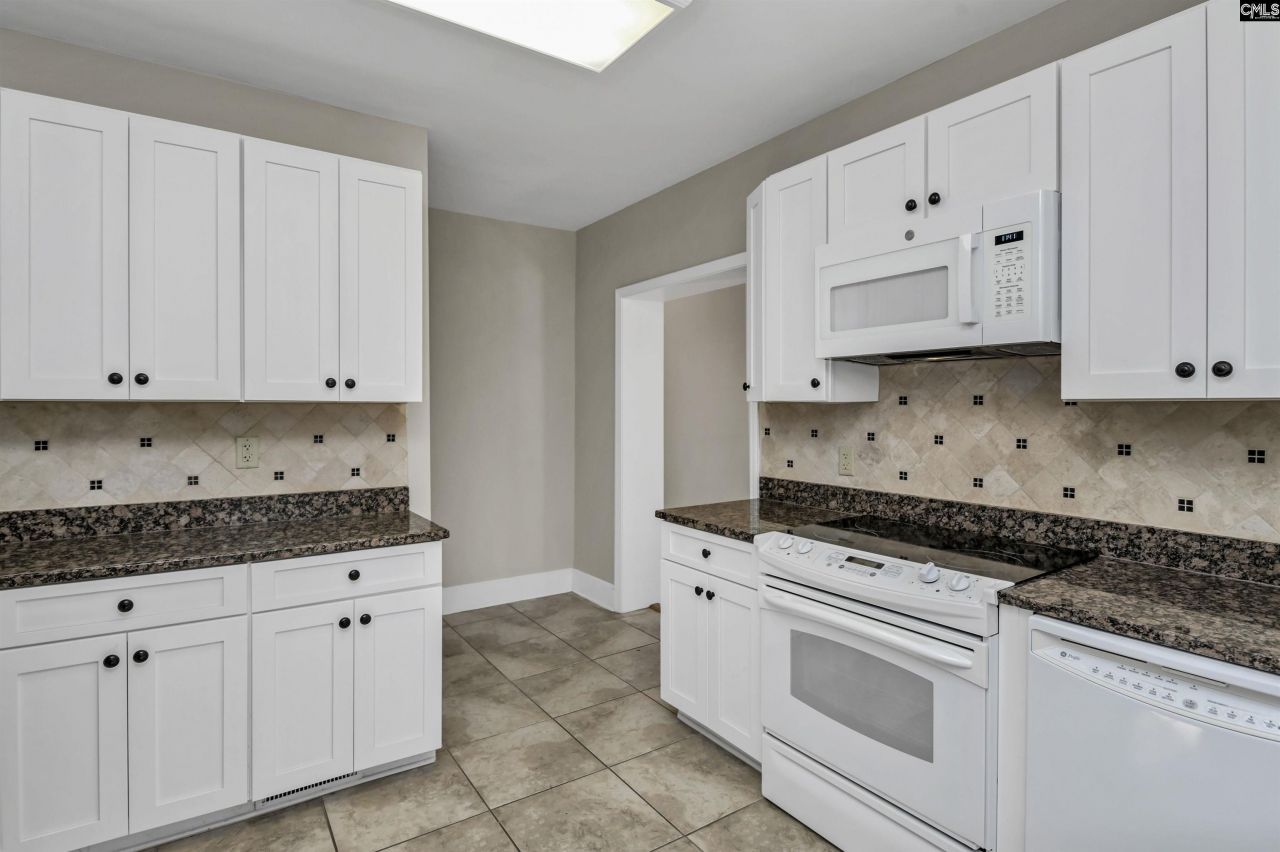 808 Poinsettia Street  Photo 16