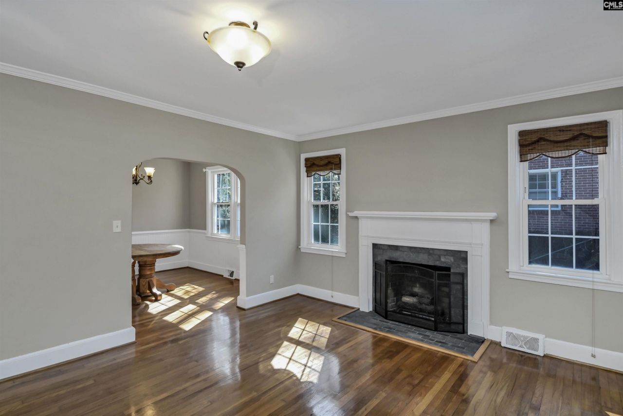 808 Poinsettia Street  Photo 9