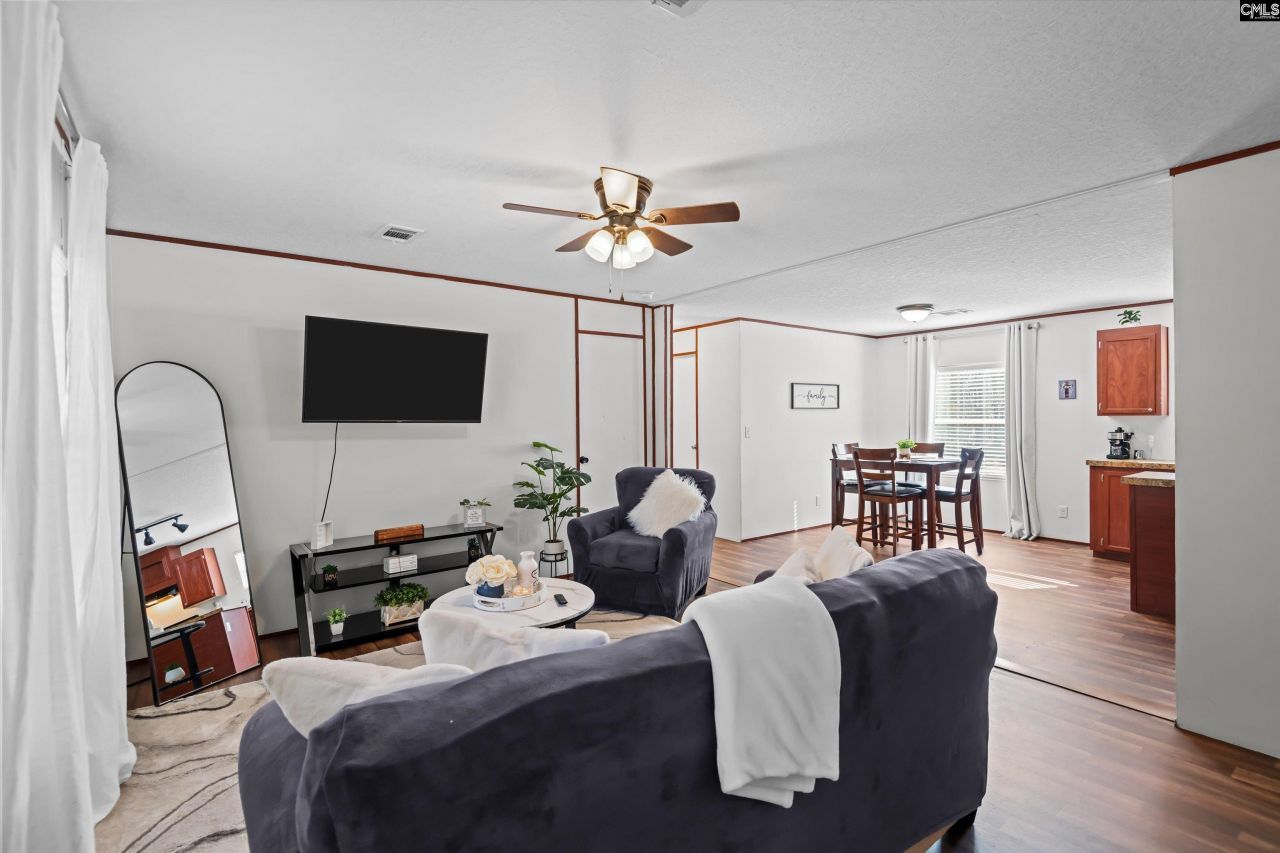 381 Mclee Road  Photo 6