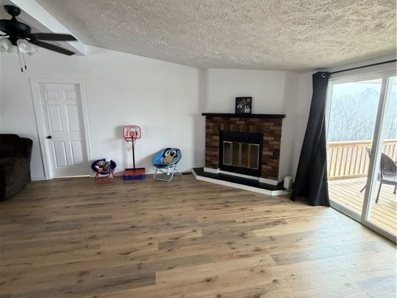 208 Jefferson Boulevard, Mingo Junction, OH 43938 Photo 5