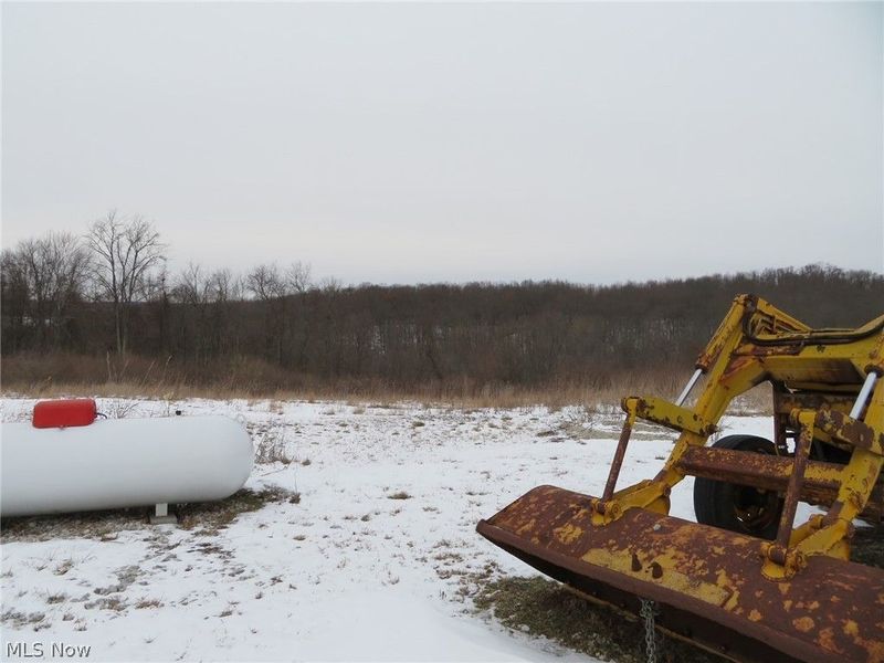 4135 Avon Road NE, Carrollton, OH 44615 Photo 3