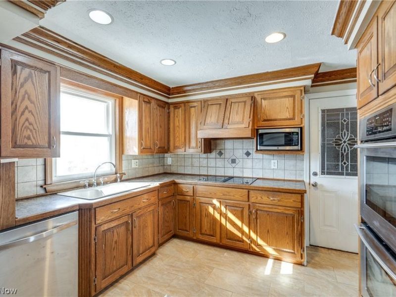 2684 Mcdowell Street NE, Canton, OH 44721 Photo 11